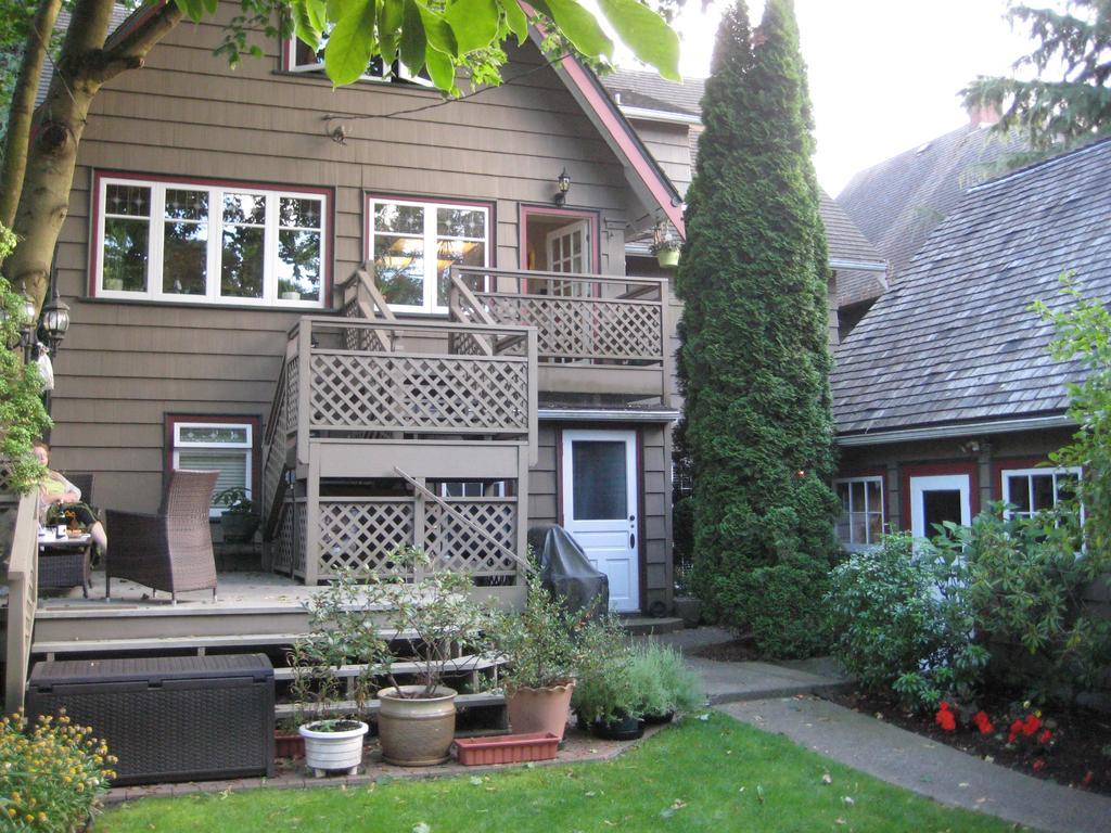 Point Grey Guest House Vancouver Esterno foto